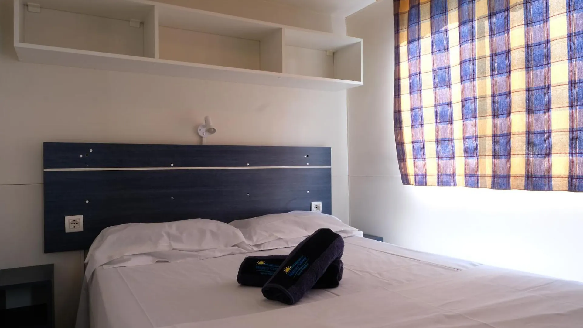 Campsite Happy Camp Mobile Homes In Camping Village Free Time Marina Di Bibbona Italy