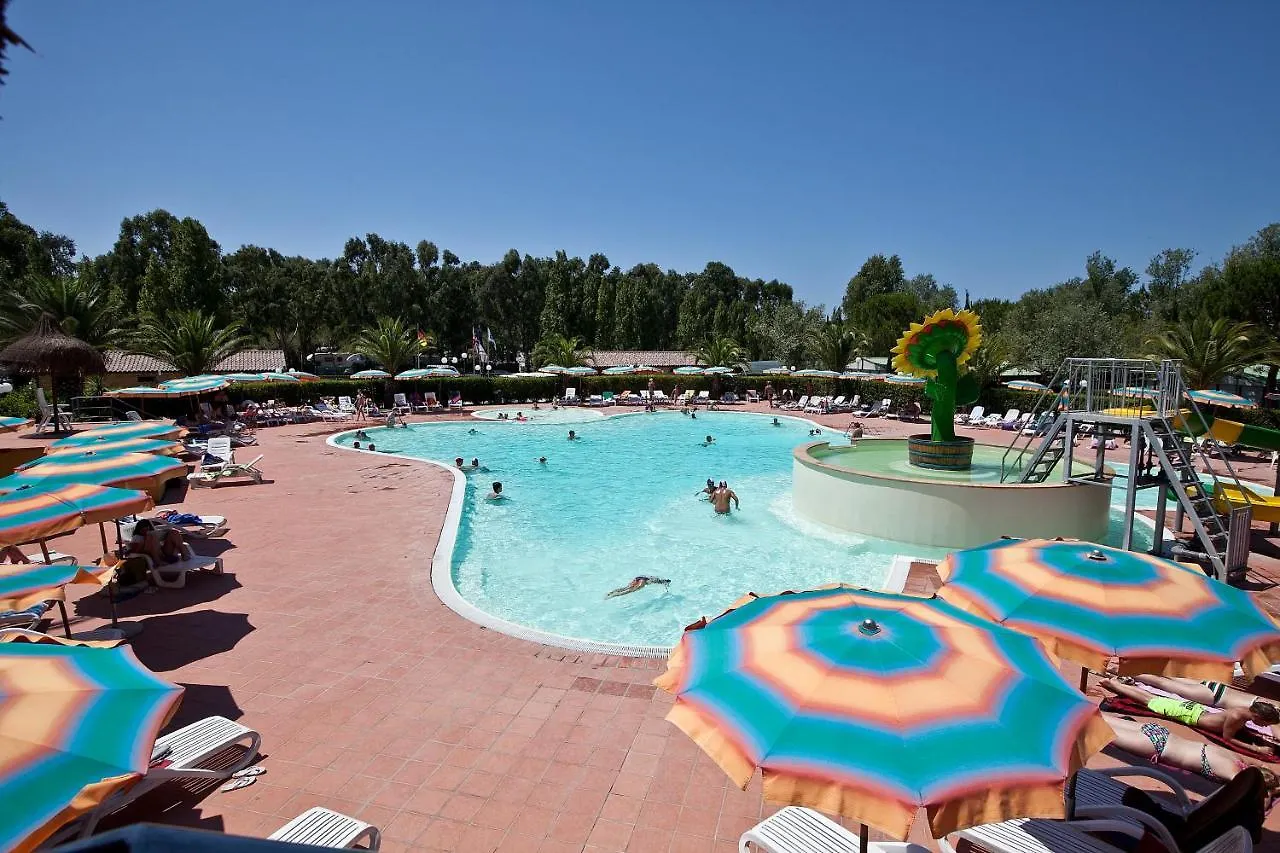 Happy Camp Mobile Homes In Camping Village Free Time Marina Di Bibbona Campsite