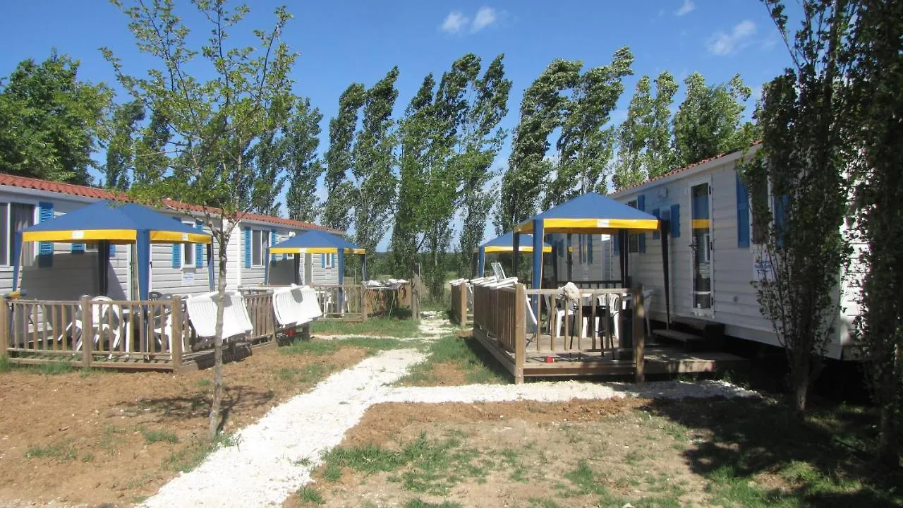 Happy Camp Mobile Homes In Camping Village Free Time Marina Di Bibbona Campsite
