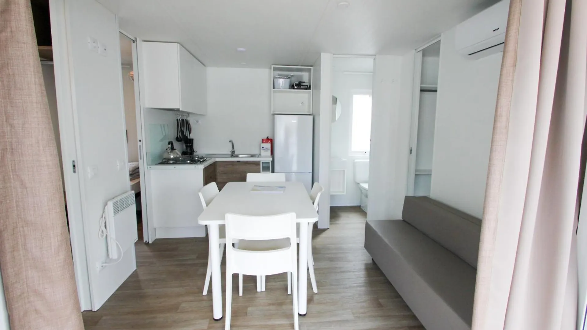 Happy Camp Mobile Homes In Camping Village Free Time Marina Di Bibbona 0*,