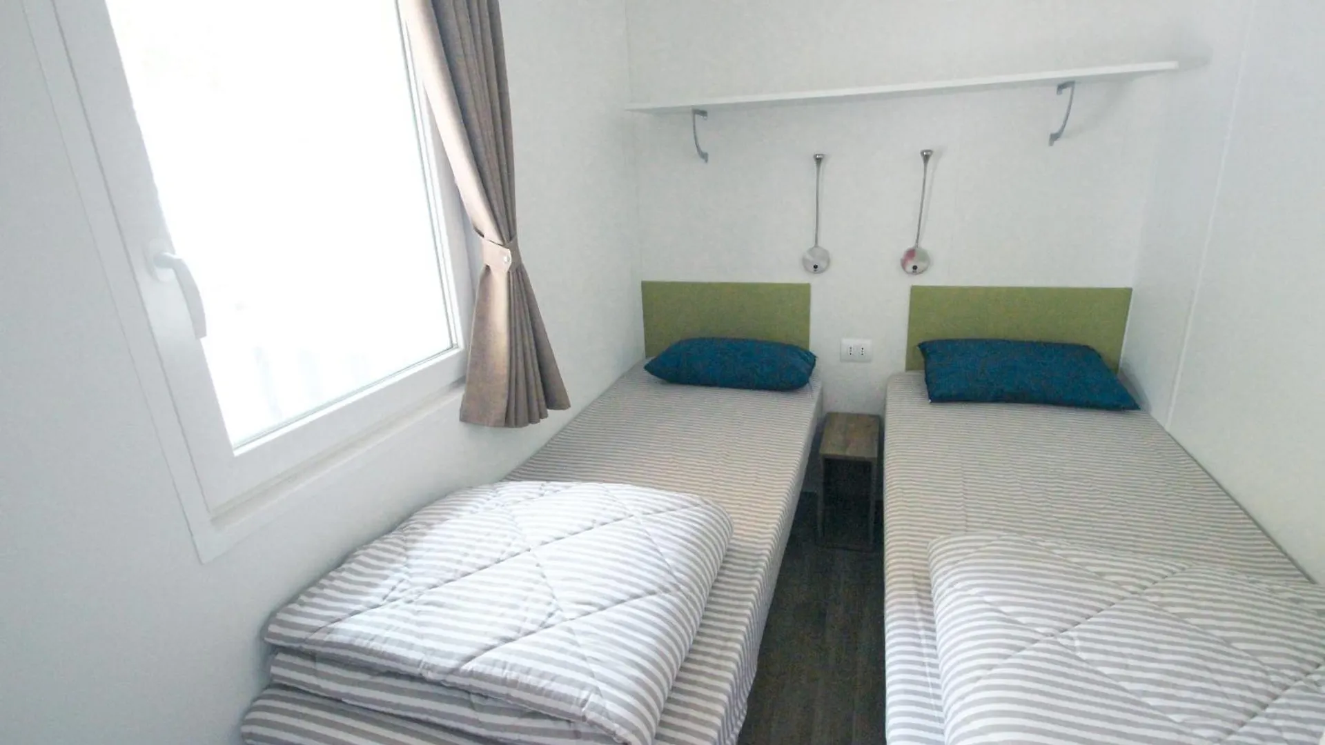 Happy Camp Mobile Homes In Camping Village Free Time Marina Di Bibbona